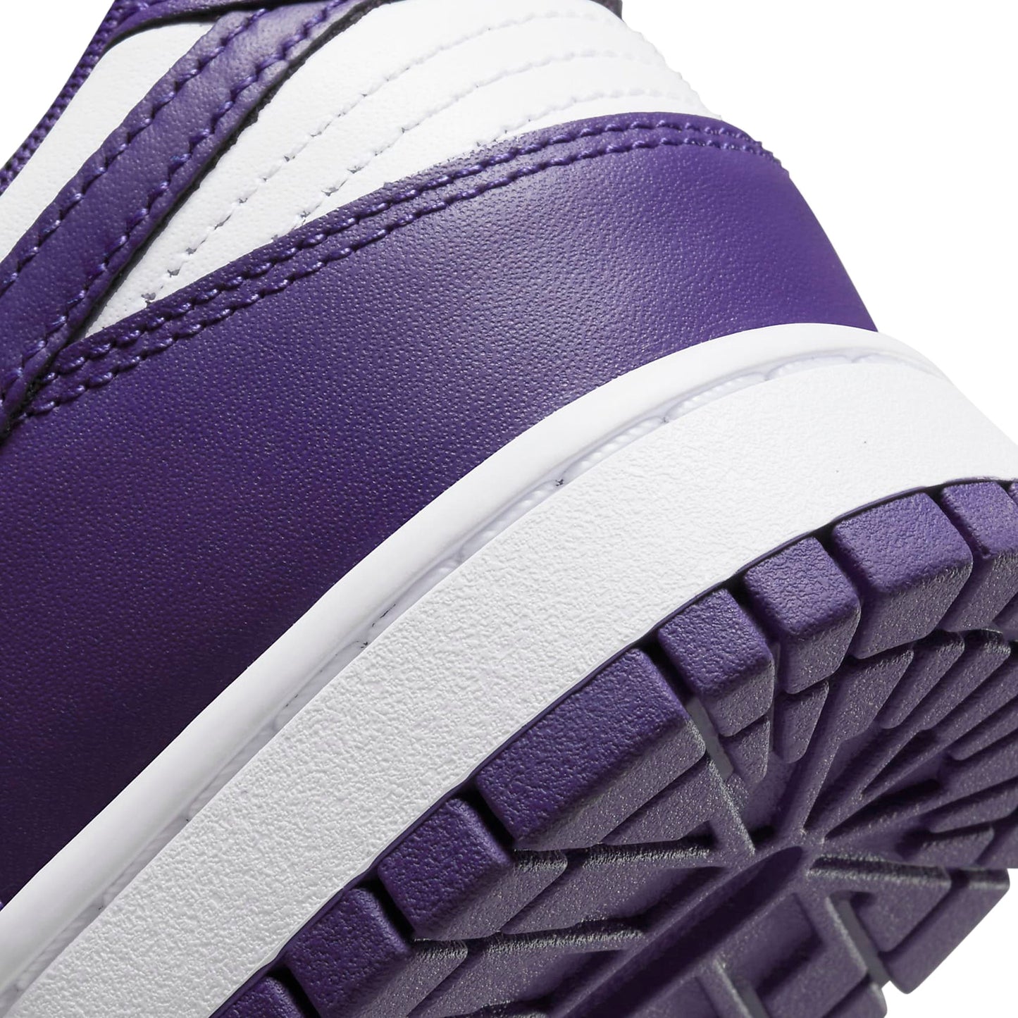 Nike Dunk Low Championship Court Purple